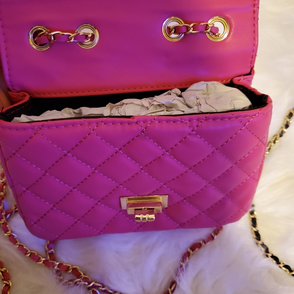 Diamond Stitched Mini Chain Bags - Picture 2 of 6